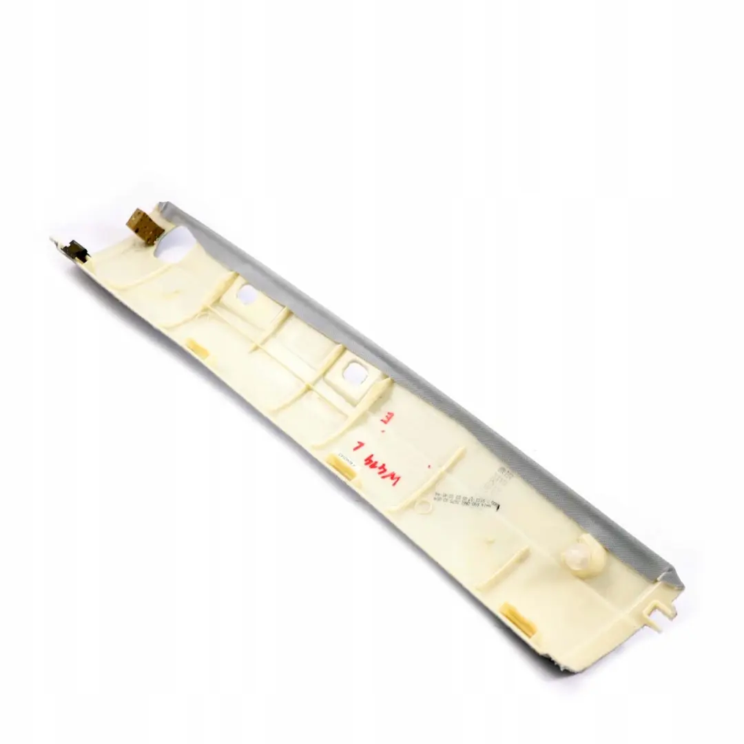 Mercedes-Benz Vaneo W414 Panel De techo izquierdo Gris para con número de pieza A4146900562 Mercedes-Benz Vaneo W414 Panel De techo izquierdo Gris - SKU A4146900562 - Número de pieza A4146900562