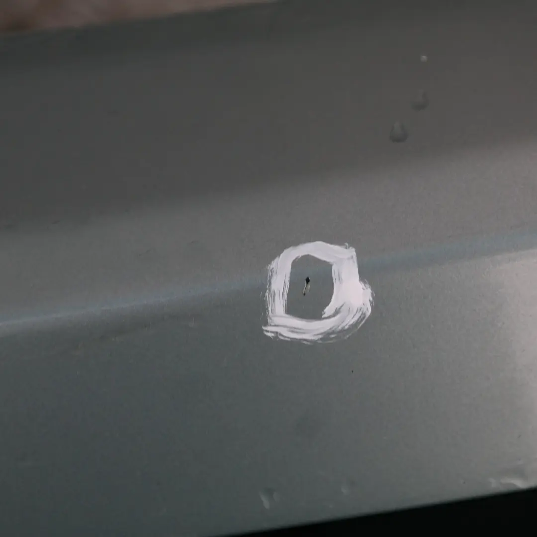 Zderzak przedni przód Graugruen 442 do BMW E53 X5 o numerze 10150 BMW E53 X5 Zderzak przedni przód Graugruen 442 - SKU 0010150-GG - Numer Części 10150