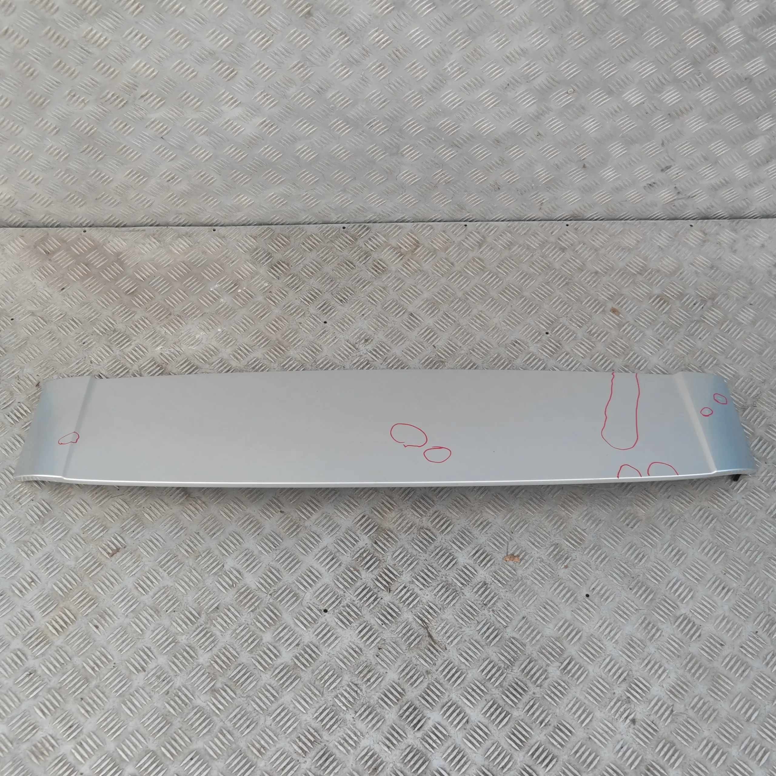 BMW X5 SERIES 3 E53 Rear Spoiler Upper Titansilber Titan Silber Silver 7025612