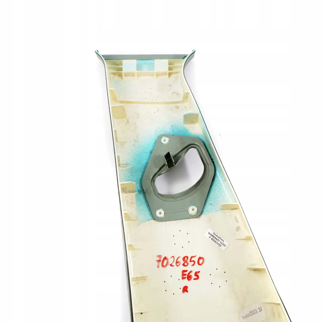 Carenatura Montante Centro Superiore Destro Steingr?n per BMW E65 E66 con numero di parte 7026850 BMW E65 E66 Carenatura Montante Centro Superiore Destro Steingr?n - SKU 7026850 - Numero di parte 7026850