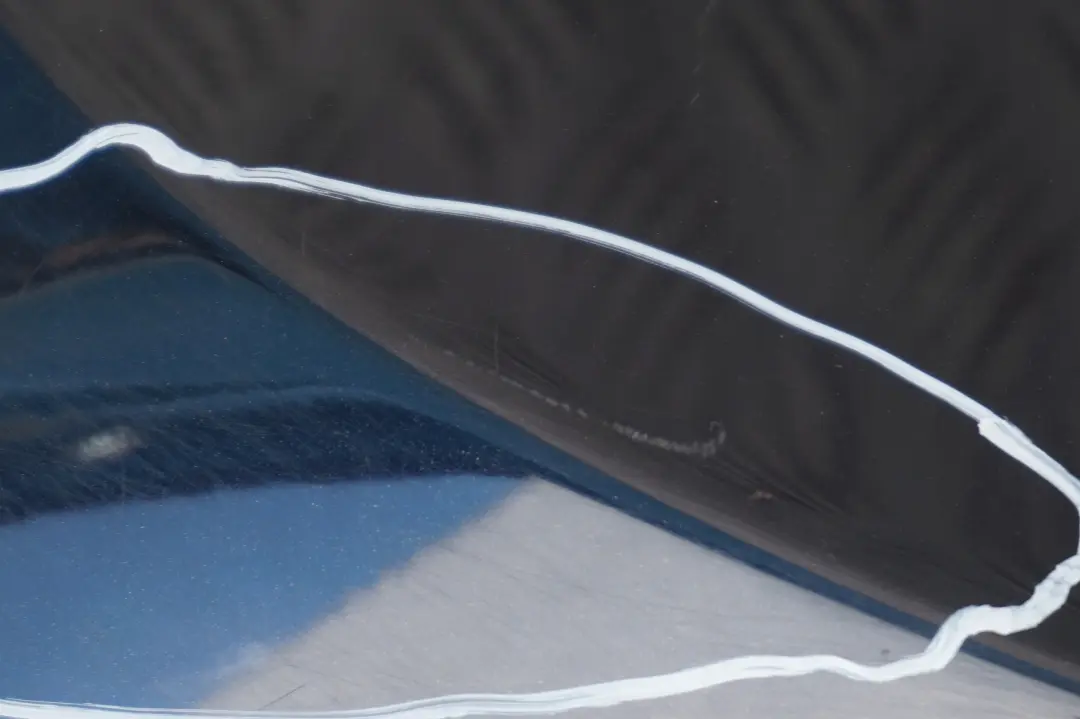 Klapa tylna tył bagażnika carbonschwarz do BMW E90 o numerze 7151491 BMW E90 Klapa tylna tył bagażnika carbonschwarz - SKU 7151491-CAR - Numer Części 7151491