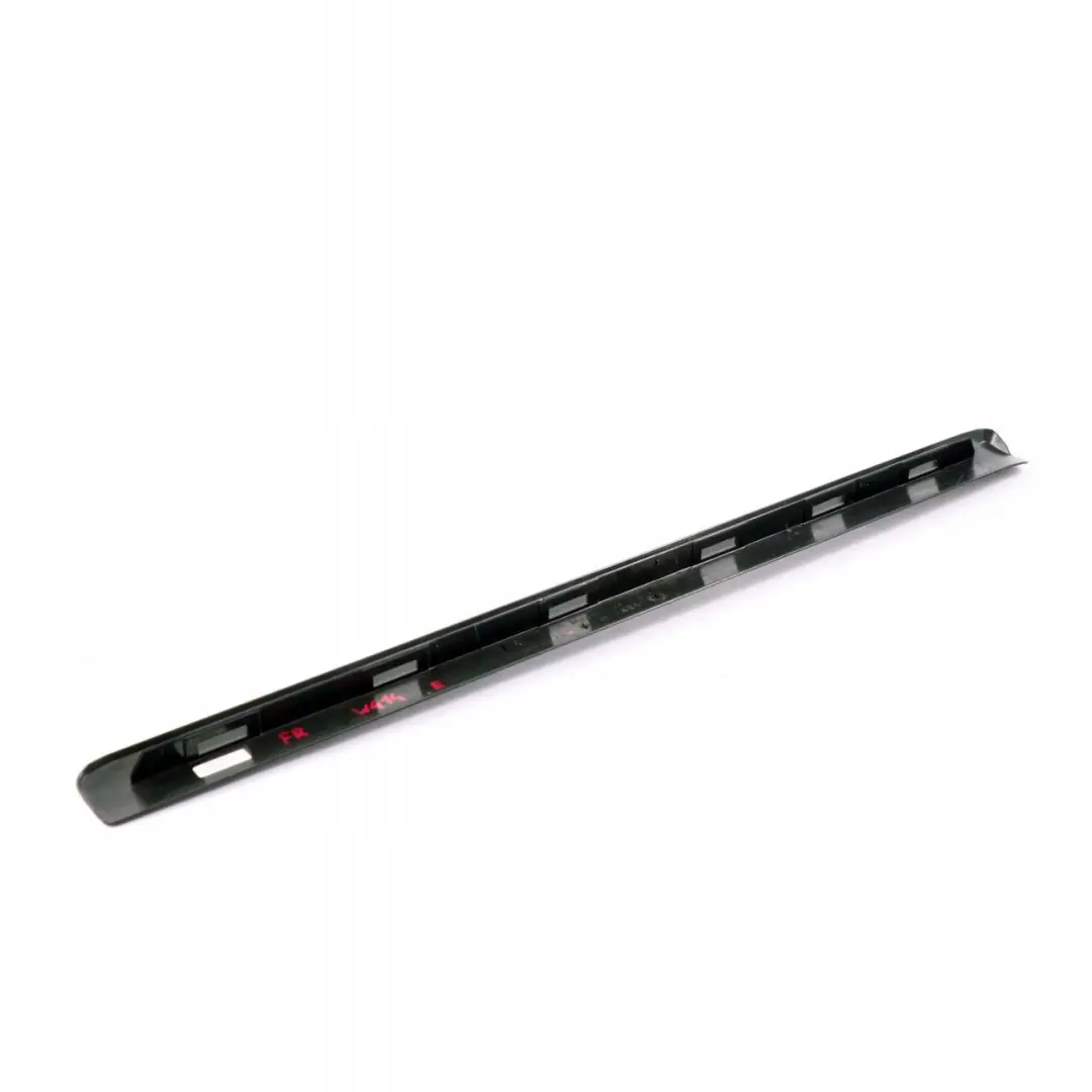 W414 Striscia rivestimento per la portiera anteriore destra O/S per Mercedes Vaneo con numero di parte A4146860274 Mercedes Vaneo W414 Striscia rivestimento per la portiera anteriore destra O/S - SKU A4146860274 - Numero di parte A4146860274