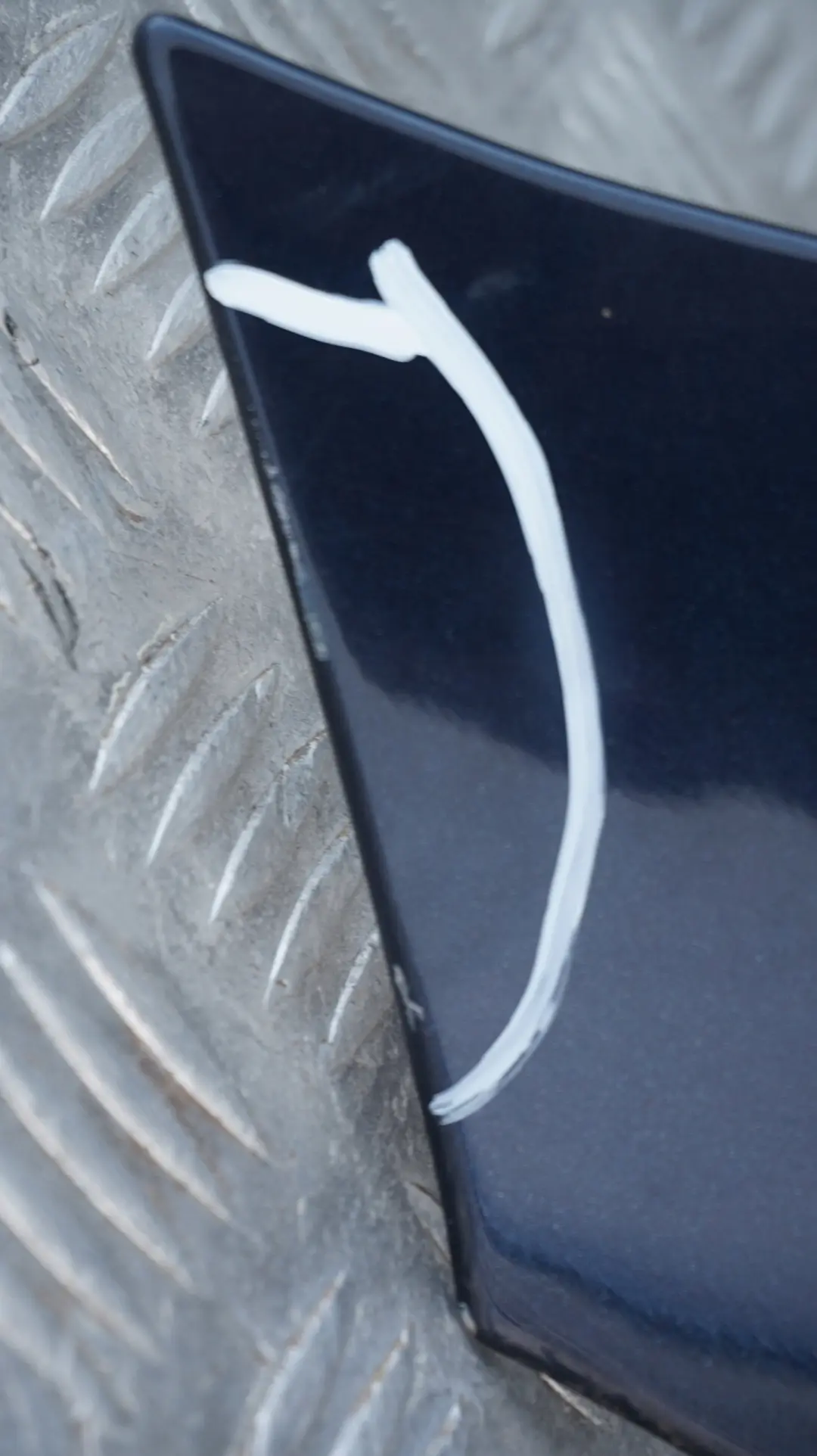 BMW E60 Błotnik lewy przód Orientblau - SKU 7111429-OB - Numer Części 7111429