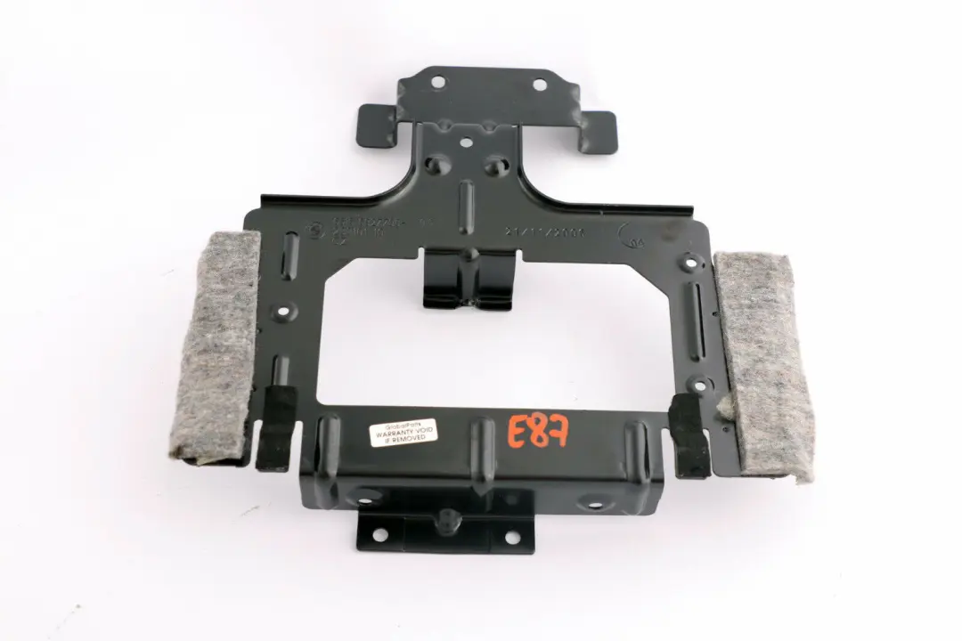 Uchwyt Nawigacji Radia do BMW E81 E87 E90 E91 o numerze 9135687 BMW E81 E87 E90 E91 Uchwyt Nawigacji Radia - SKU 9135687 - Numer Części 9135687