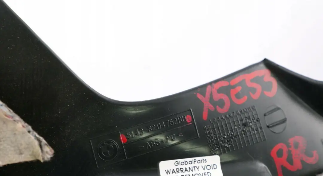 Osłona listwa słupka bagażnika prawa do BMW E53 X5 o numerze 8204762 BMW E53 X5 Osłona listwa słupka bagażnika prawa - SKU 8204762 - Numer Części 8204762