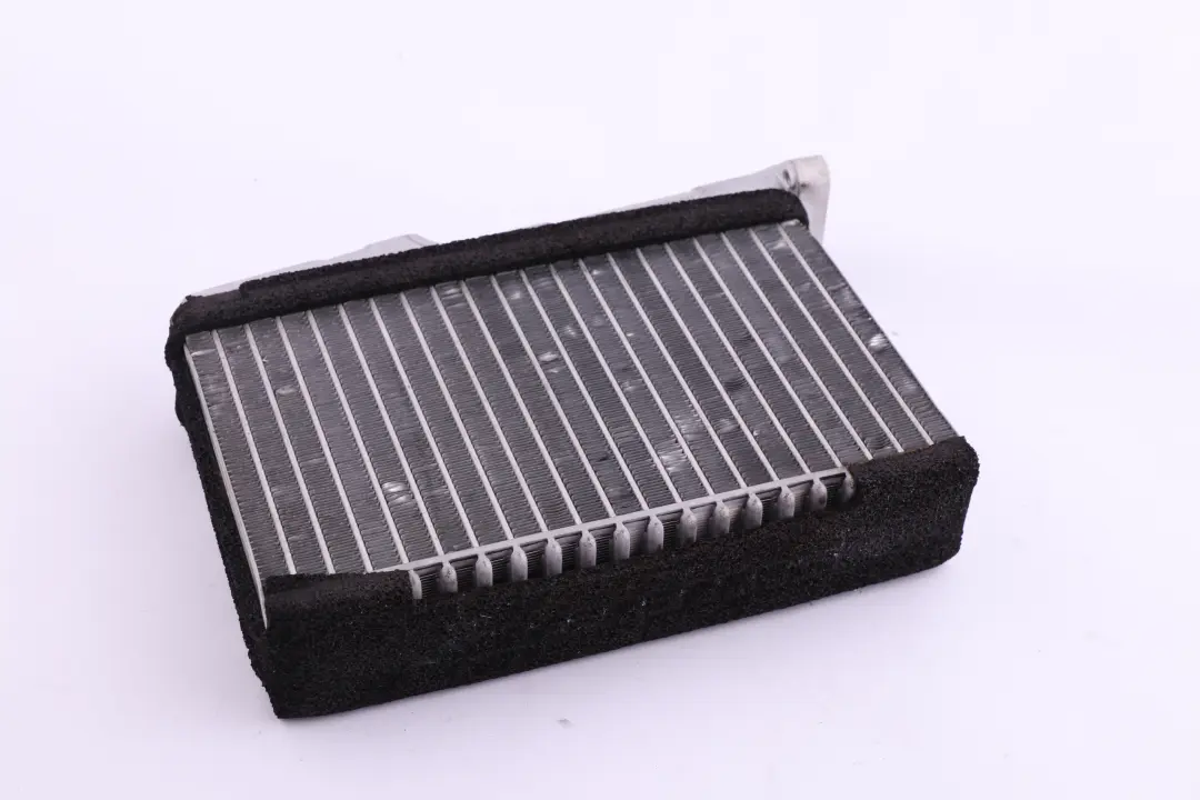 Radiateur Climat A/C pour BMW 5 X5 E39 E53 à propos du numéro de pièce 64118385562 BMW 5 X5 E39 E53 Radiateur Climat A/C - SKU 8385562 - Numéro de pièce 64118385562