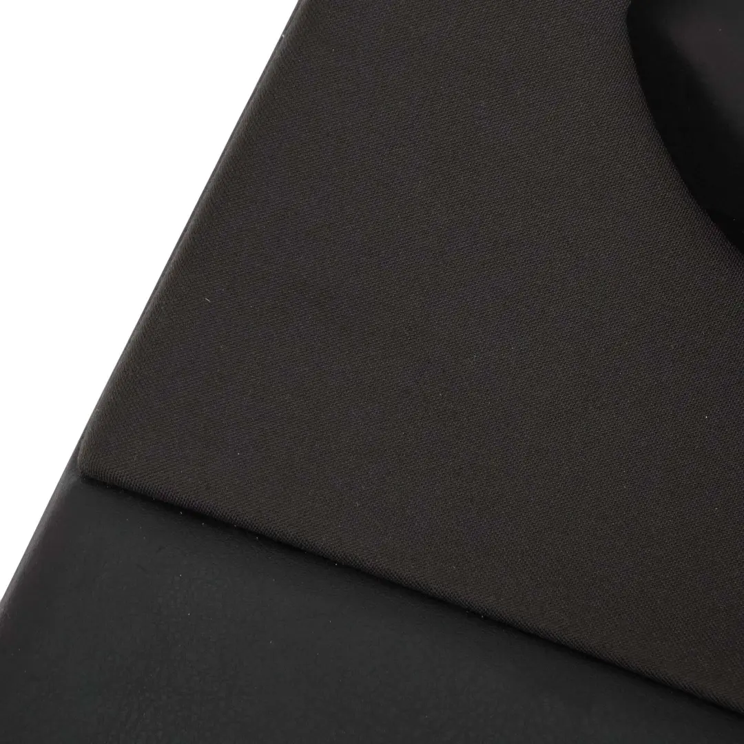 Berline Break Garniture de Porte Arriere Droite Tissu Anthracite pour BMW E46 à propos du numéro de pièce 7043010 BMW E46 Berline Break Garniture de Porte Arriere Droite Tissu Anthracite - SKU 7043010 - Numéro de pièce 7043010