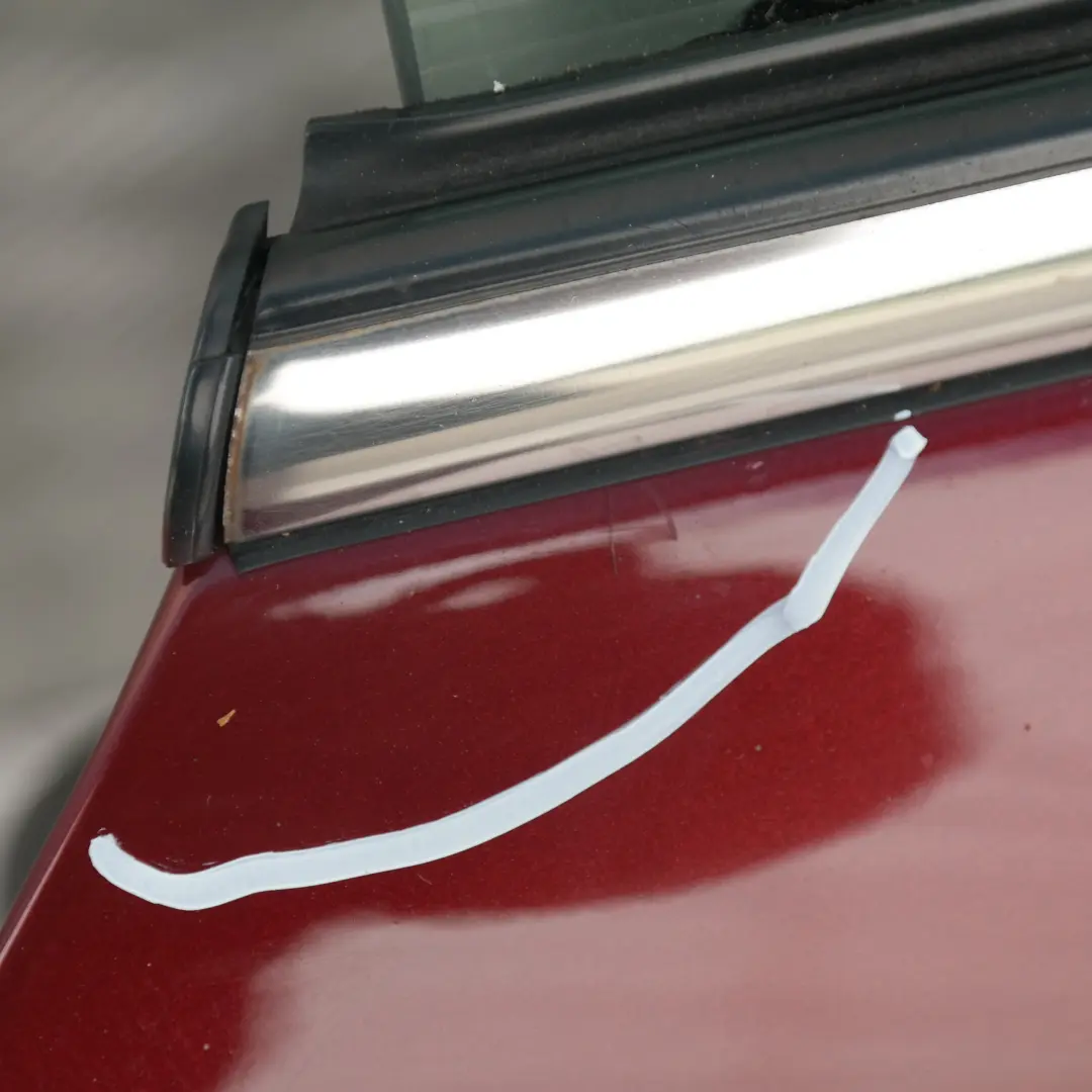 Puerta Delantera Derecha Nightfire Rojo - 857 para Mini Cooper R55 R56 R57 R58 R59 con número de pieza 41002755936 Mini Cooper R55 R56 R57 R58 R59 Puerta Delantera Derecha Nightfire Rojo - 857 - SKU 2755936-NR - Número de pieza 41002755936