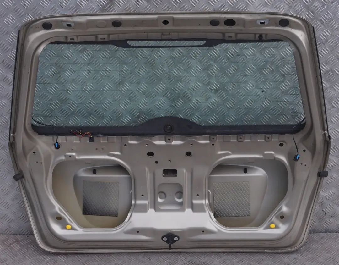 R56N LCi Trunk lid Tailgate Boot Lid Sparkling Silver to BMW MINI Cooper 2 R56 with Part number 2752015 BMW MINI Cooper 2 R56 R56N LCi Trunk lid Tailgate Boot Lid Sparkling Silver - SKU 2752015-SS2 - Part number 2752015