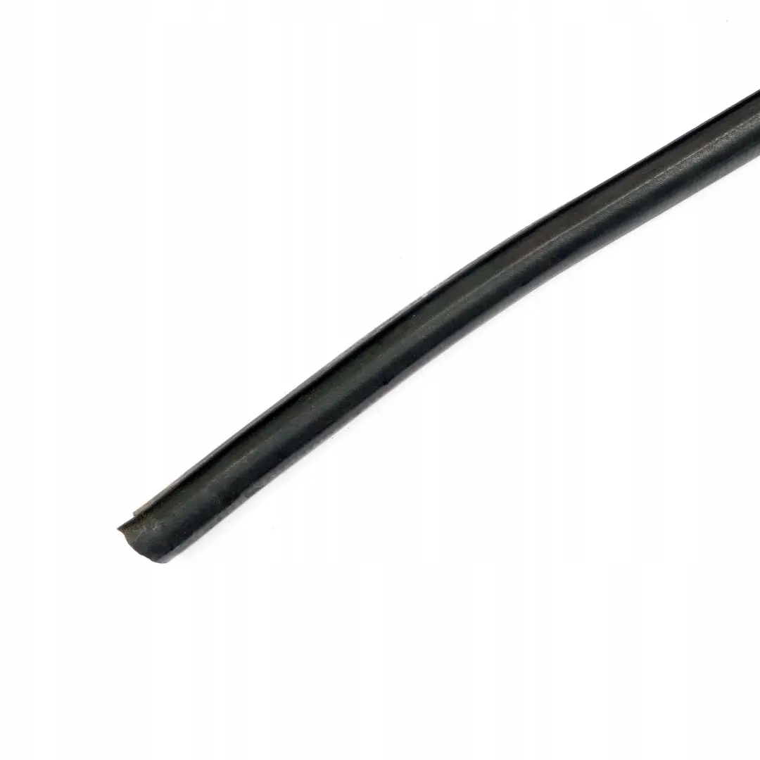 BMW 3 Series E36 Saloon Touring Centre Right O/S Rubber Seal Between Door Outer - SKU 1960668 - Part number 1960668