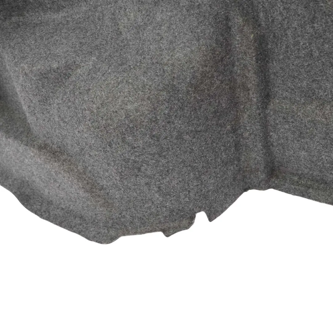 Trasero Derecho Boot Trunk Wheel Arch Trim Panel Gris para BMW E36 Berlina con número de pieza 1977004 BMW E36 Berlina Trasero Derecho Boot Trunk Wheel Arch Trim Panel Gris - SKU 1977004 - Número de pieza 1977004