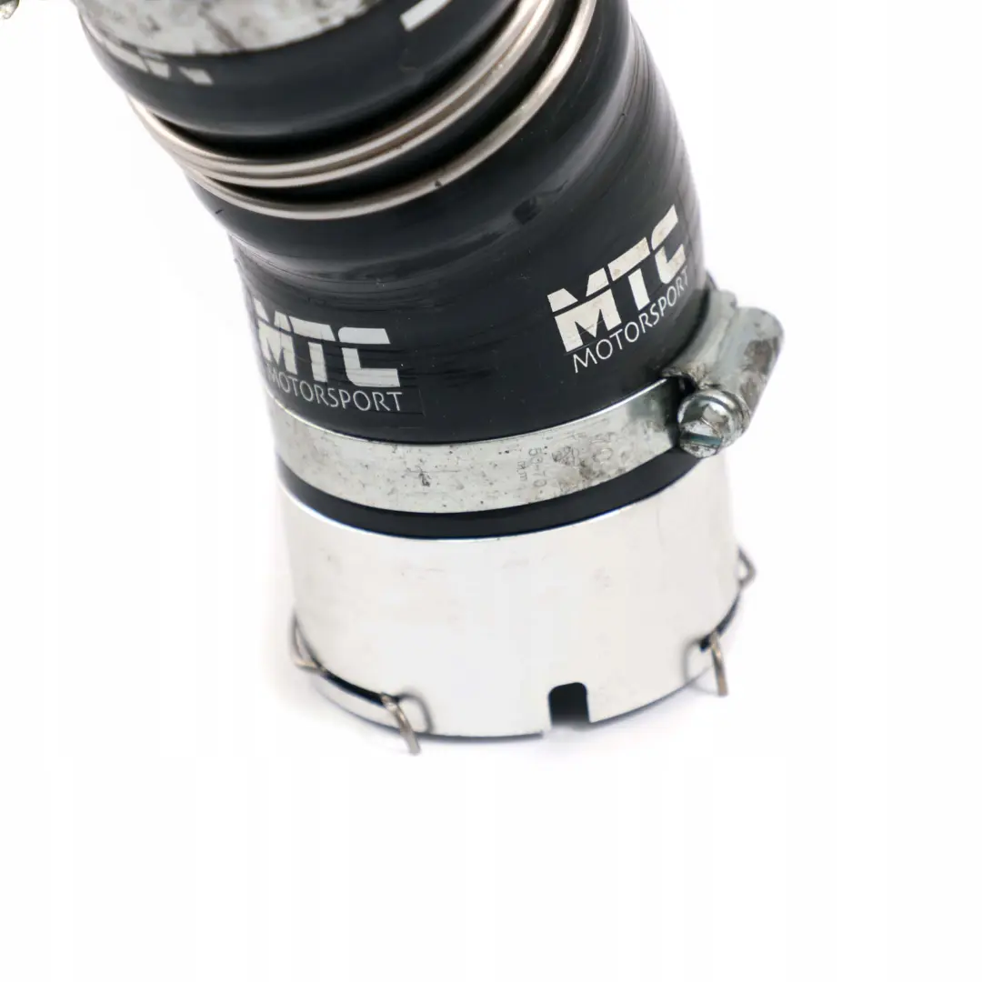 BMW 3 E90 335d M57N2 Tuyau d'admission d'air en silicone MTC Motorsport - SKU E90 Intake Hose 335d - Numéro de pièce E90 Intake Hose 335d