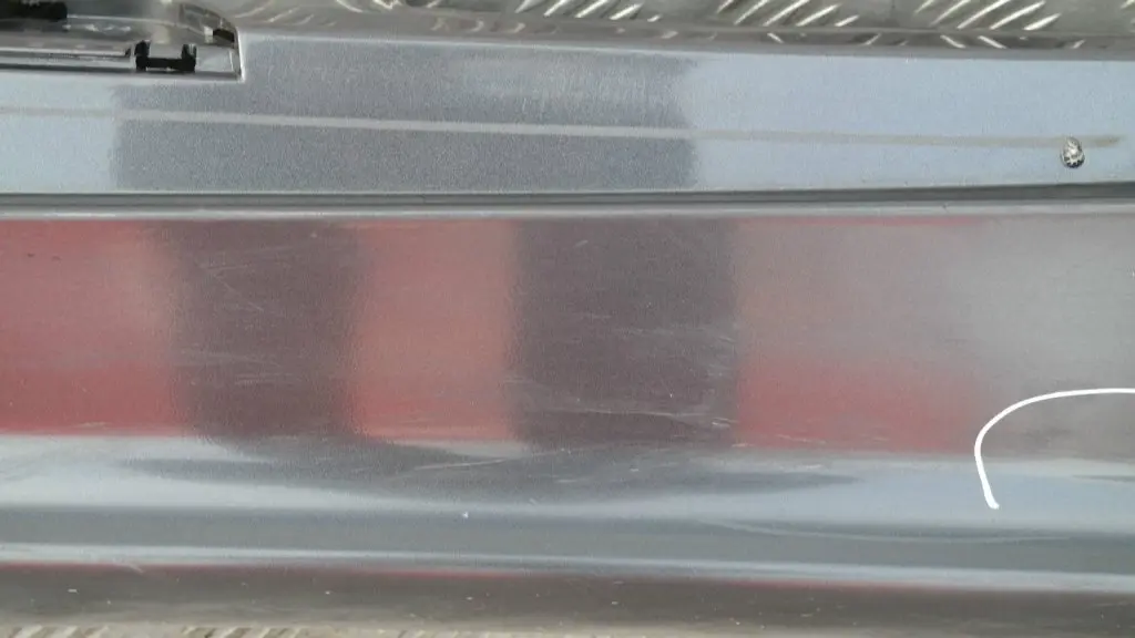 Sill strip side skirt left N/S Sparkling Graphite Metallic to BMW 1 SERIES 5 E87 with Part number 51770032949 BMW 1 SERIES 5 E87 Sill strip side skirt left N/S Sparkling Graphite Metallic - SKU 0032949-SG5 - Part number 51770032949