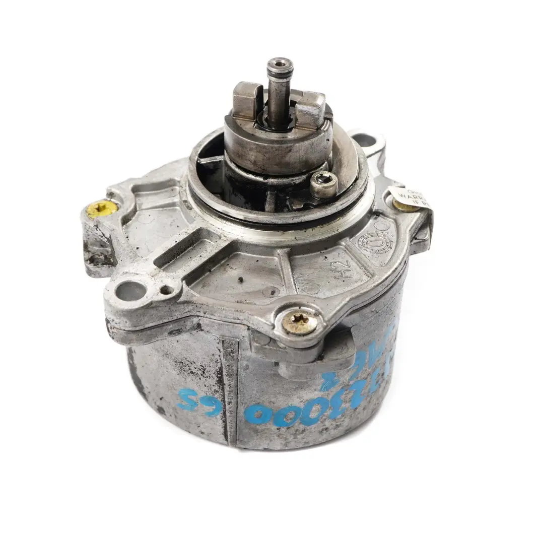 Mercedes-Benz C E M Class W163 W203 W210 OM612 Diesel Vacuum Pump to with Part number A6122300065 Mercedes-Benz C E M Class W163 W203 W210 OM612 Diesel Vacuum Pump - SKU A6122300065 - Part number A6122300065