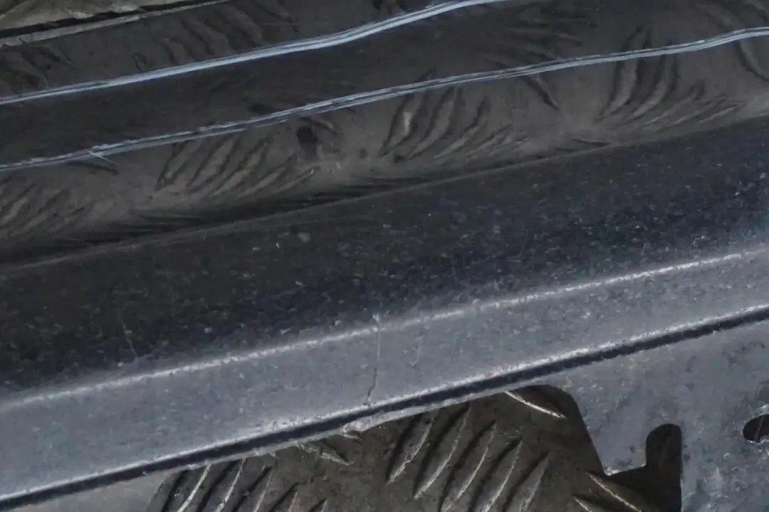 Nakładka listwa na próg prawy M-PAKIET do BMW F20 LCI o numerze 8056816 BMW F20 LCI Nakładka listwa na próg prawy M-PAKIET - SKU 8056816-BS - Numer Części 8056816