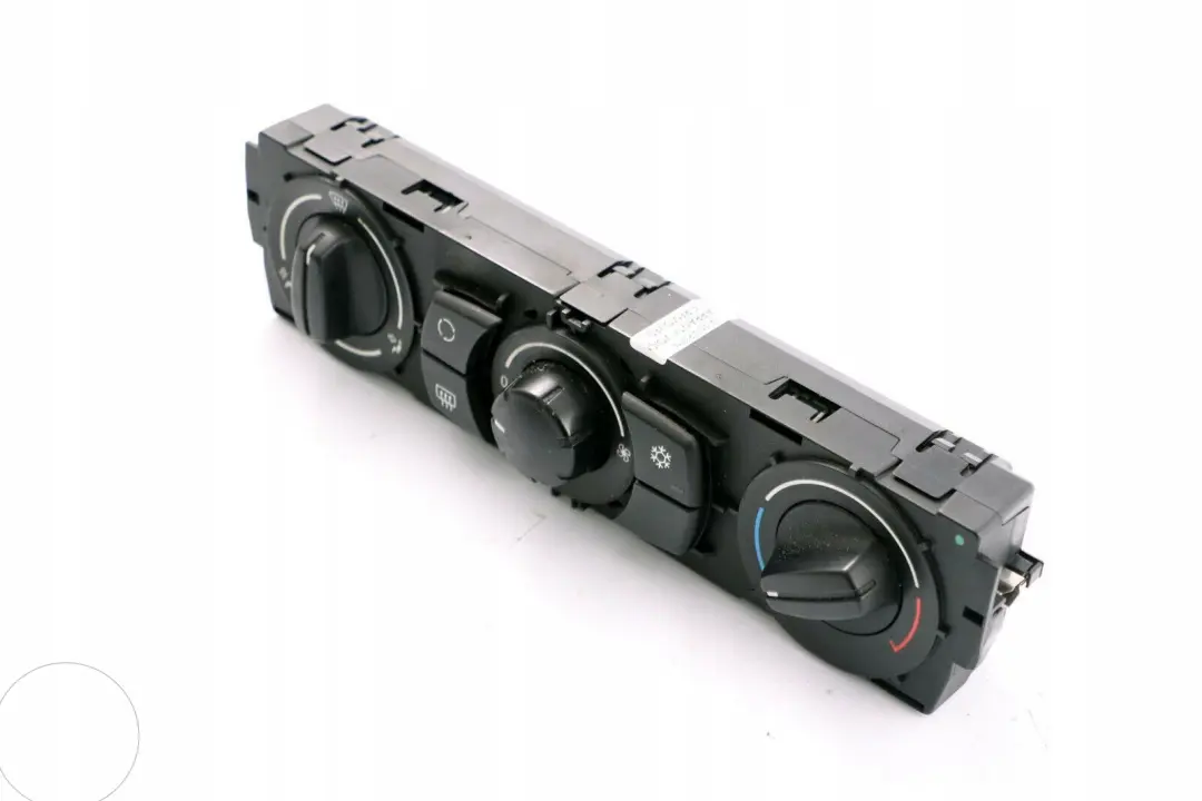 Commande de climatiseur pour BMW 1 3 Serie E81 E87 E88 E90 E91 E92 E93 LCI à propos du numéro de pièce 9129937 BMW 1 3 Serie E81 E87 E88 E90 E91 E92 E93 LCI Commande de climatiseur - SKU 9129937 - Numéro de pièce 9129937