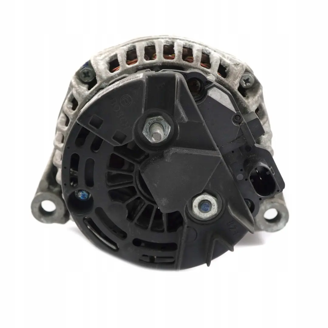 Mercedes-Benz W203 M111 C 180 Bosch Alternator Generator 0124515056 do o numerze A0111549302 Mercedes-Benz W203 M111 C 180 Bosch Alternator Generator 0124515056 - SKU A0111549302 - Numer Części A0111549302