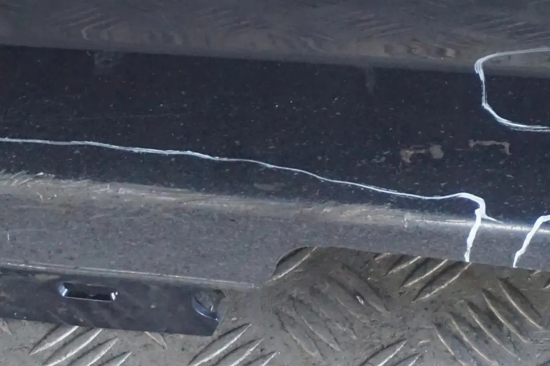 BMW E87 LCI Sill Strip Side Skirt Left Tiefseeblau Deep Sea Blue A76 - SKU 0036145-DSB2 - Número de pieza 0036145