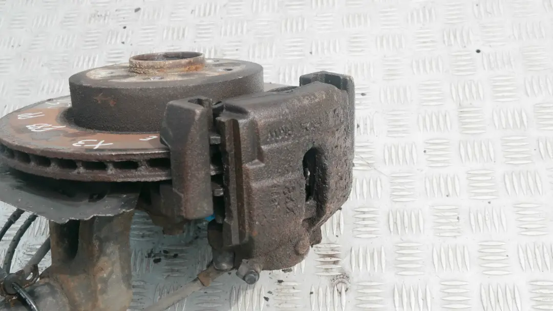 BMW X3 er E83 2.5i M54 Federbein Sport Schwenklager Bremsscheibe Vorne Rechts - SKU 3413146-1 - Teilenummer 3453524