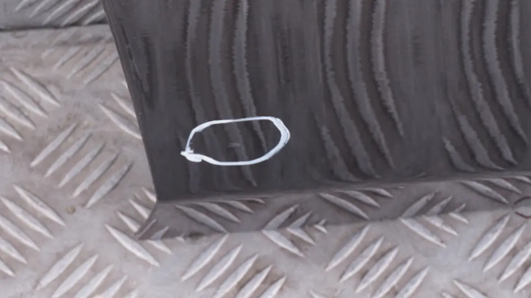 drzwi prawe przednie black saphire 475 do BMW 1 E87 o numerze 7191012 BMW 1 E87 drzwi prawe przednie black saphire 475 - SKU 7191012-BS31 - Numer Części 7191012