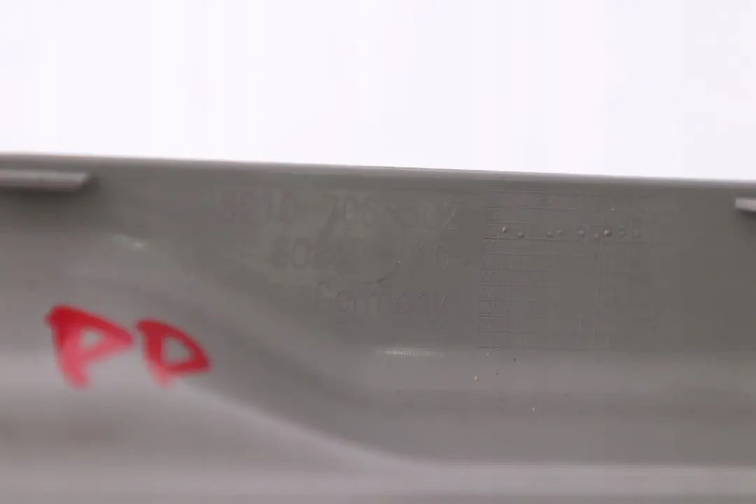 Finisher Upper Rail Exterior Trim Cover Front Right Seat to BMW 5 series E60 E61 with Part number 7078526 BMW 5 series E60 E61 Finisher Upper Rail Exterior Trim Cover Front Right Seat - SKU 7078526 - Part number 7078526