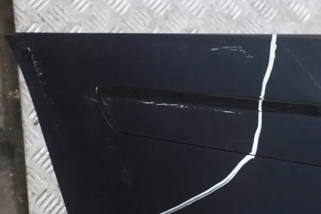 Zderzak tylny tył Toledoblau do BMW E65 E66 E67 o numerze 0399100 BMW E65 E66 E67 Zderzak tylny tył Toledoblau - SKU 0399100-TDB - Numer Części 0399100