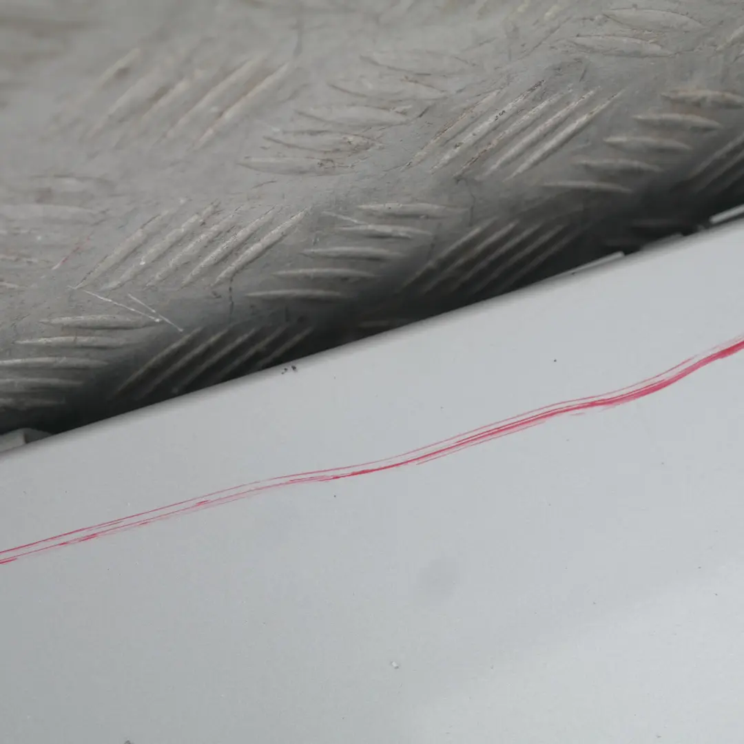 Schwellerleiste Blende Schweller rechts Titansilber Sliber Metallic für BMW 1 er E87 mit Teilenummer 32948 BMW 1 er E87 Schwellerleiste Blende Schweller rechts Titansilber Sliber Metallic - SKU 0032948-TS6 - Teilenummer 32948