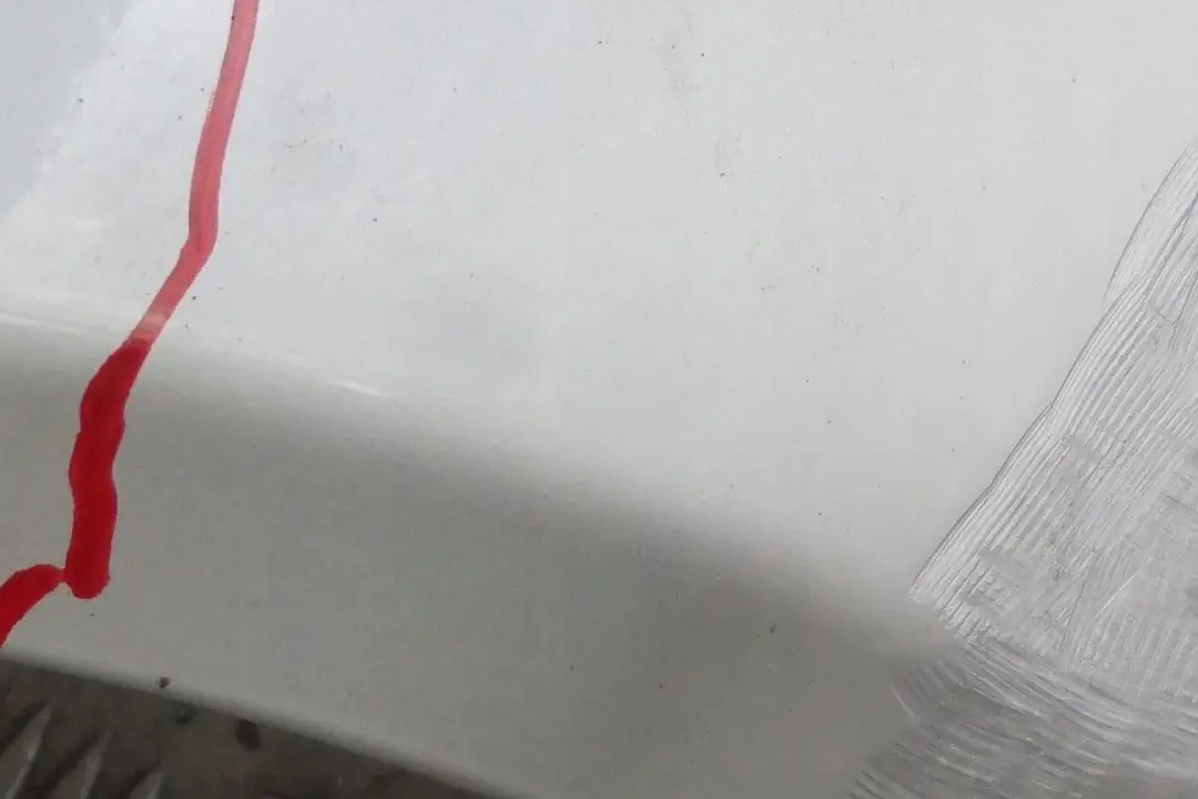 BMW E60 E61 4 Lato Conducente Pannello Laterale Anteriore Destro Parafango - SKU 7111430-TS4 - Numero di parte 7111430
