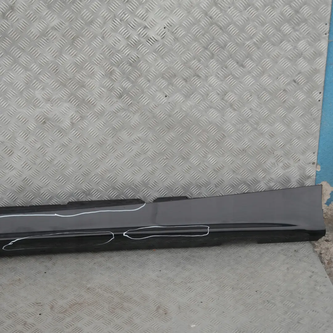 Listón umbral faldón lateral izquierdo Zafiro negro metalizado para BMW 20 E87 con número de pieza 32949 BMW 20 E87 Listón umbral faldón lateral izquierdo Zafiro negro metalizado - SKU 0032949-BS20 - Número de pieza 32949
