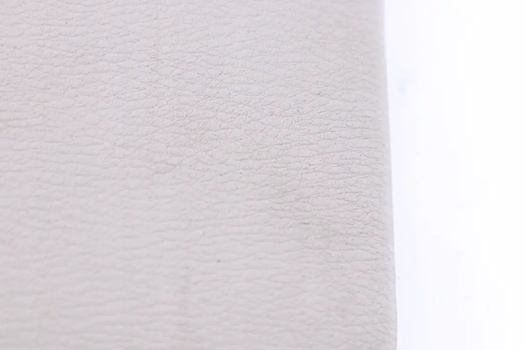 Osłona przeciwsłoneczna prawa plastik do BMW E83 X3 o numerze 3418718 BMW E83 X3 Osłona przeciwsłoneczna prawa plastik - SKU 3418718 - Numer Części 3418718