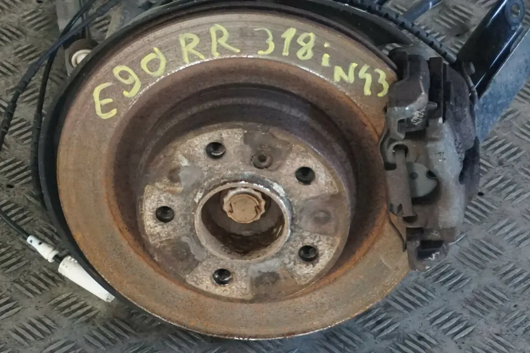 N43 Trasero Muelle Strut Pierna Freno Suspensión Derecha para BMW E90 LCI 318i con número de pieza 6783654 BMW E90 LCI 318i N43 Trasero Muelle Strut Pierna Freno Suspensión Derecha - SKU 6783654-1 - Número de pieza 6783654