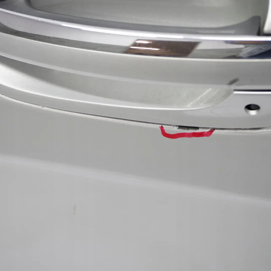 Porta Posteriore Sinistra Argento-Titanio Titan Argento Metallico per BMW E65 con numero di parte 7202083 BMW E65 Porta Posteriore Sinistra Argento-Titanio Titan Argento Metallico - SKU 7202083-TS - Numero di parte 7202083