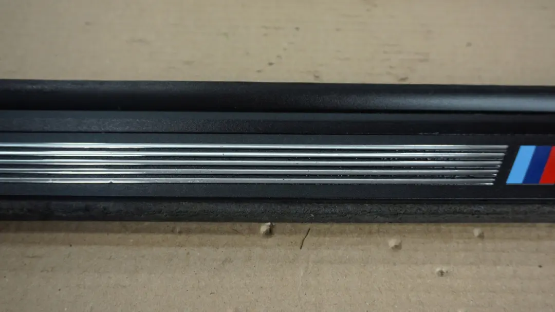 BMW E81 E82 osłona listwa progu lewa M-Pakiet - SKU 8045291-1 - Numer Części 8045291