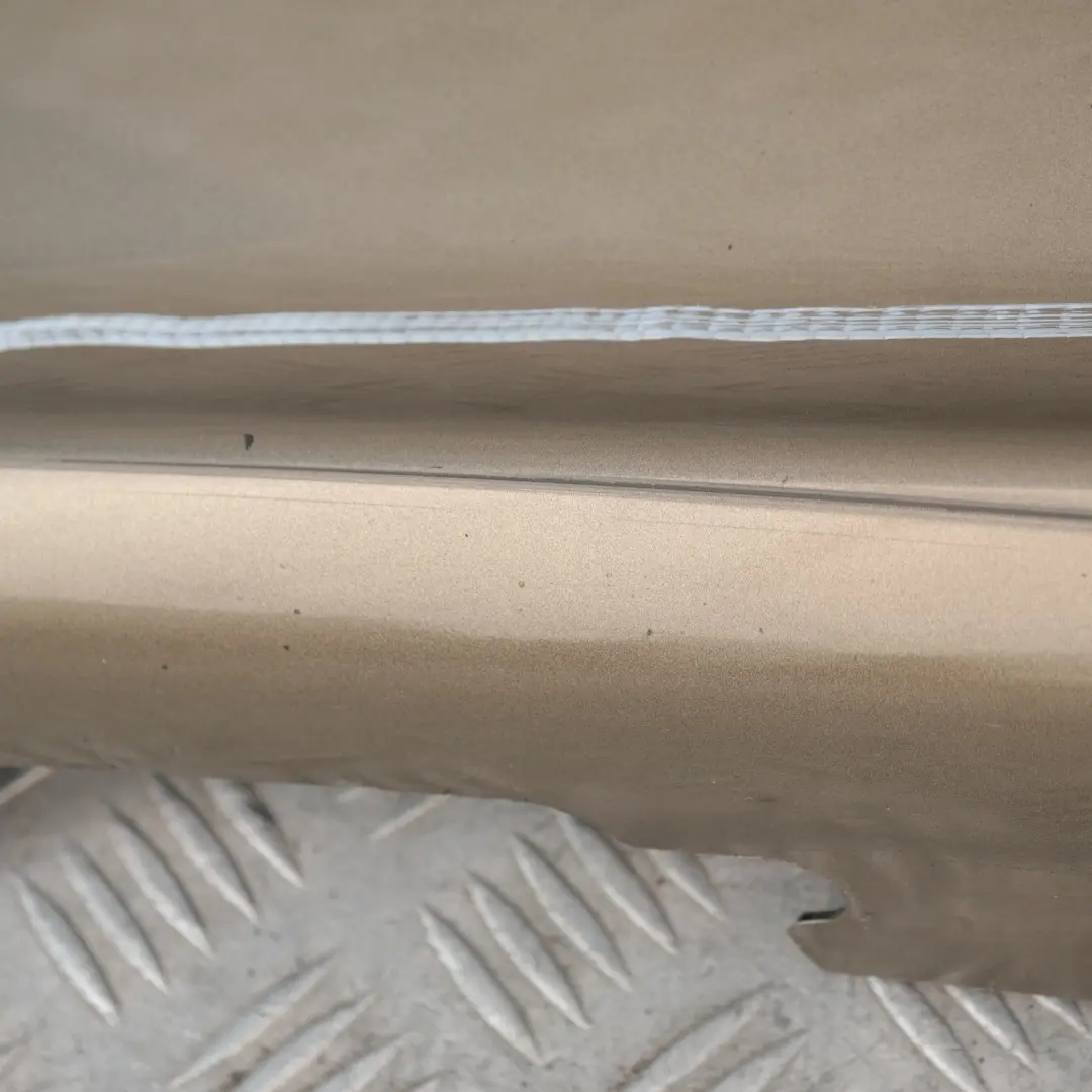Listello Portiera Apertura Gonna Destra Sonora Metallizzato per BMW E87 con numero di parte 51770032948 BMW E87 Listello Portiera Apertura Gonna Destra Sonora Metallizzato - SKU 0032948-SON3 - Numero di parte 51770032948