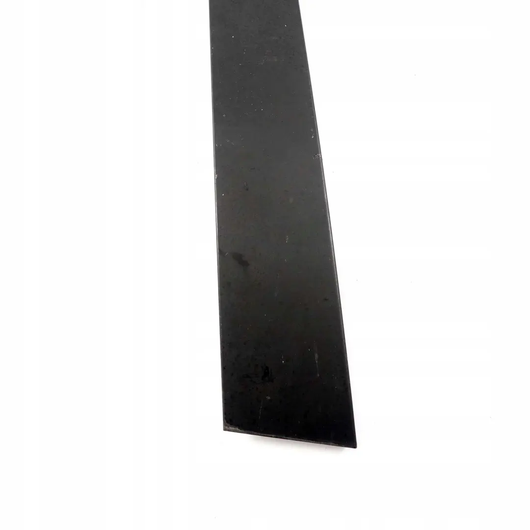 BMW E36 Berlina Finitura Finestrino Posteriore Destro Nero - SKU 8173386 - Numero di parte 8173386