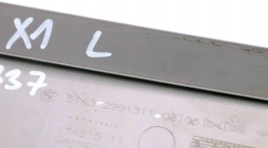 *BMW X1 er E84 Blende Abderckung D-Säule Hinten Links Fenster Grau 2991311 für mit Teilenummer 2991837 *BMW X1 er E84 Blende Abderckung D-Säule Hinten Links Fenster Grau 2991311 - SKU 2991837 - Teilenummer 2991837