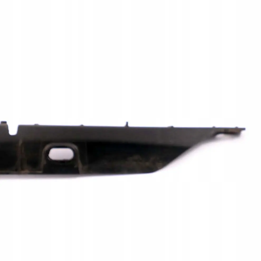 Mercedes-Benz Choc-Receveur Arriere Support Couvercle A Gauche pour à propos du numéro de pièce A4148850063 Mercedes-Benz Choc-Receveur Arriere Support Couvercle A Gauche - SKU A4148850063 - Numéro de pièce A4148850063