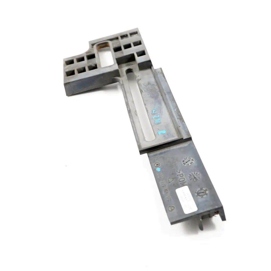 Mercedes W210 Parachoques Delantero Derecho Panel Capa Intermedia - SKU A2108850295 - Número de pieza A2108850295