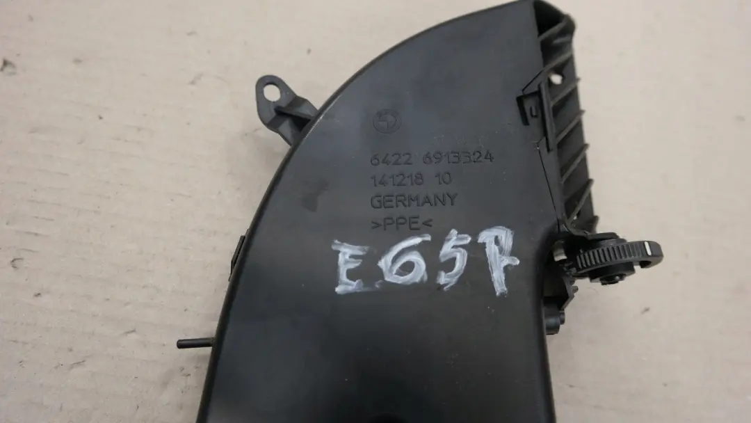 BMW 7 Series E65 E66 E67 Filtered Air Duct Fresh Air Grille Right O/S - SKU 6913338 - Part number 6913324
