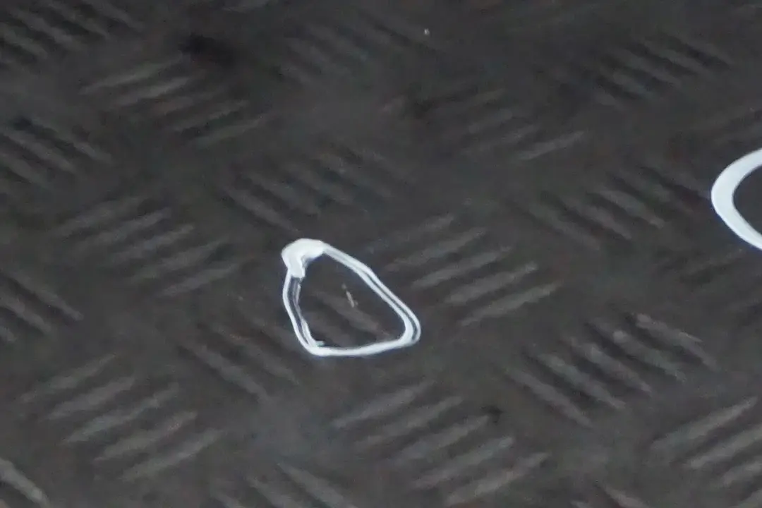 Puerta Delantera Izquierda Astro Negro Metalizado para Mini R55 R56 R57 R58 R59 con número de pieza 2755935 Mini R55 R56 R57 R58 R59 Puerta Delantera Izquierda Astro Negro Metalizado - SKU 2755935-ASB9 - Número de pieza 2755935