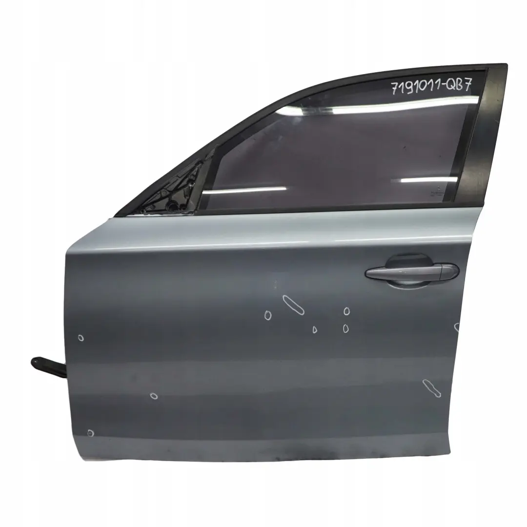 Puerta Delantera Izquierda Quarzblau Blau Azul Metalizado - A18 para BMW E87 7 con número de pieza 7191011 BMW E87 7 Puerta Delantera Izquierda Quarzblau Blau Azul Metalizado - A18 - SKU 7191011-QB7 - Número de pieza 7191011