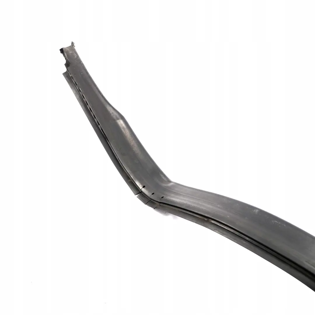 Motorhaube Gummi Dichtung Links für Mercedes W204 mit Teilenummer A2046282798 Mercedes W204 Motorhaube Gummi Dichtung Links - SKU A2046282798 - Teilenummer A2046282798