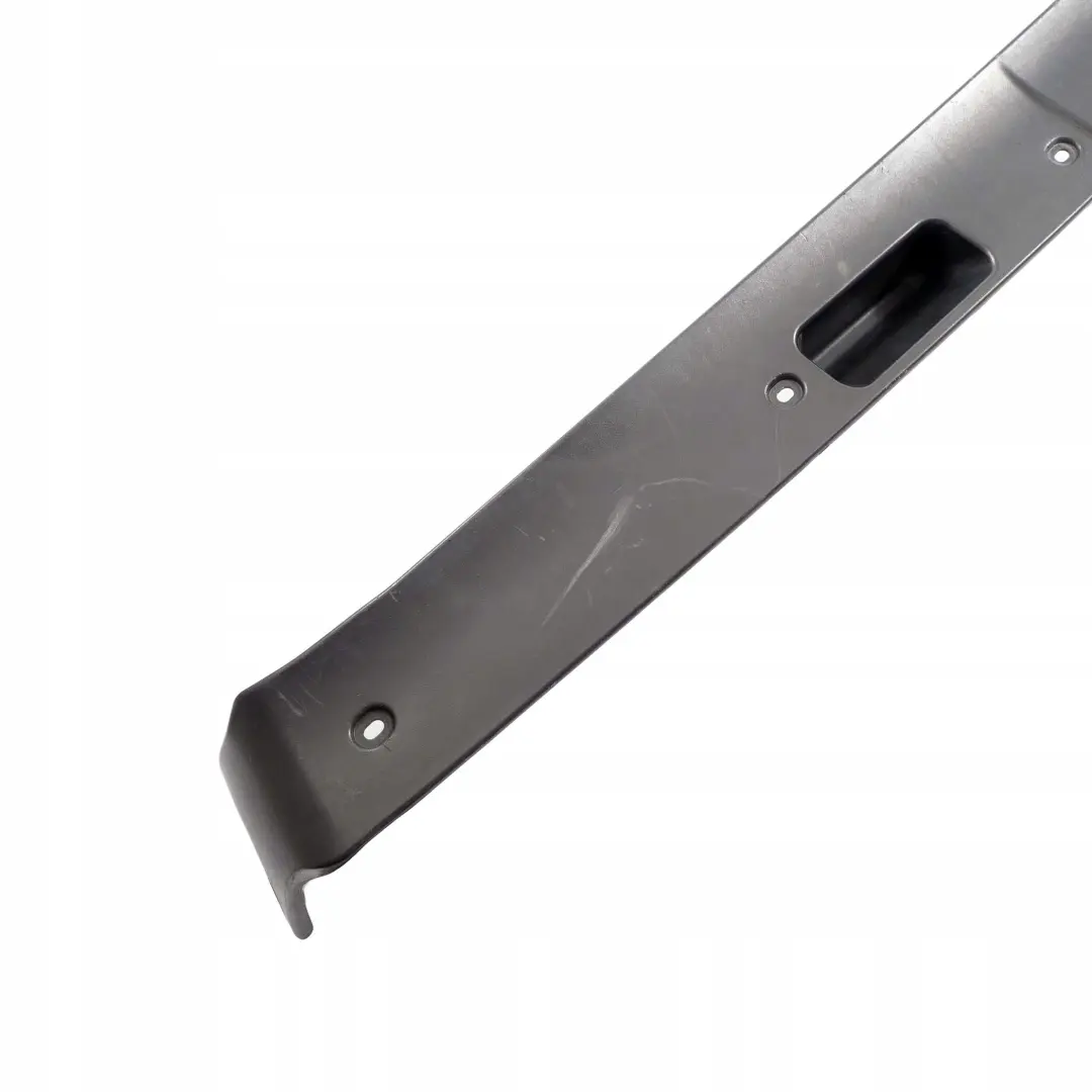 Puerta Trasera Tronco Tailgate Trim Panel para Mercedes W210 S210 con número de pieza A2107470087 Mercedes W210 S210 Puerta Trasera Tronco Tailgate Trim Panel - SKU A2107470087 - Número de pieza A2107470087