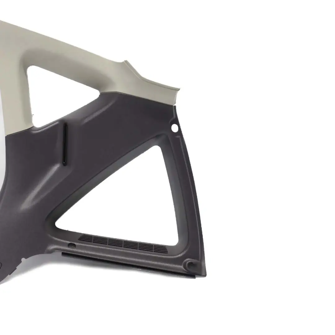 Embellecedor Pilar C Trasero Derecho Panel Cubierta para Mercedes W168 con número de pieza A1686905425 Mercedes W168 Embellecedor Pilar C Trasero Derecho Panel Cubierta - SKU A1686905425 - Número de pieza A1686905425