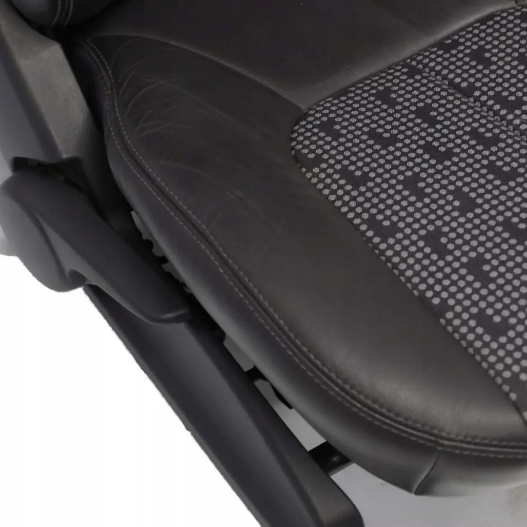 Mercedes A klasa W168 Fotel prawy przód półskóra - SKU A1689140116-2 - Numer Części A1689140116