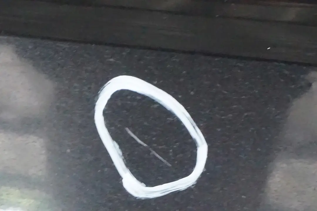 Nakładka próg prawy black saphire do BMW E63 E64 o numerze 0304948 BMW E63 E64 Nakładka próg prawy black saphire - SKU 0304948-BS - Numer Części 0304948