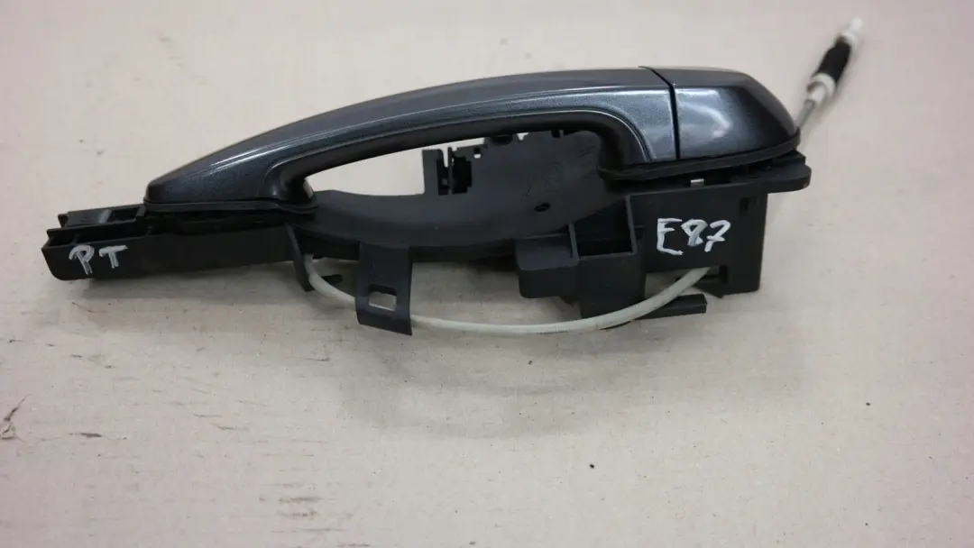 Complete Grab Handle Rear Right O/S Sparkling Graphite to BMW E87 with Part number 51227069759 BMW E87 Complete Grab Handle Rear Right O/S Sparkling Graphite - SKU 7069759-SG - Part number 51227069759