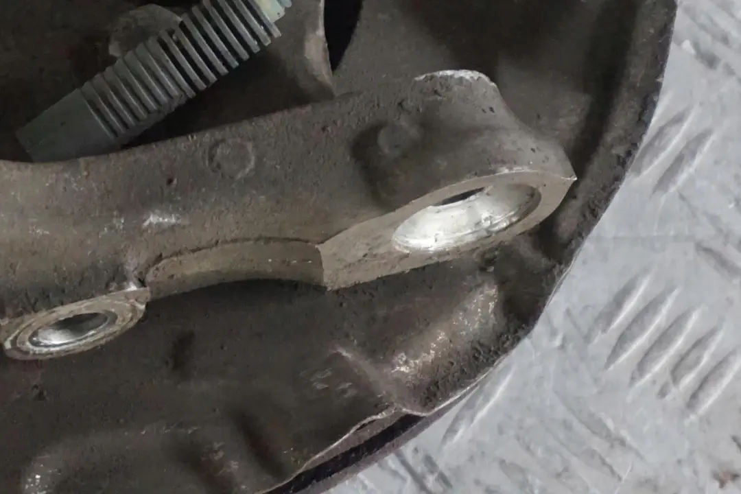 M47N2 163PS M Sport Amortisseur avant Gauche pour BMW 3 E91 Touring 320d à propos du numéro de pièce 8036553 BMW 3 E91 Touring 320d M47N2 163PS M Sport Amortisseur avant Gauche - SKU 8036553-5 - Numéro de pièce 8036553