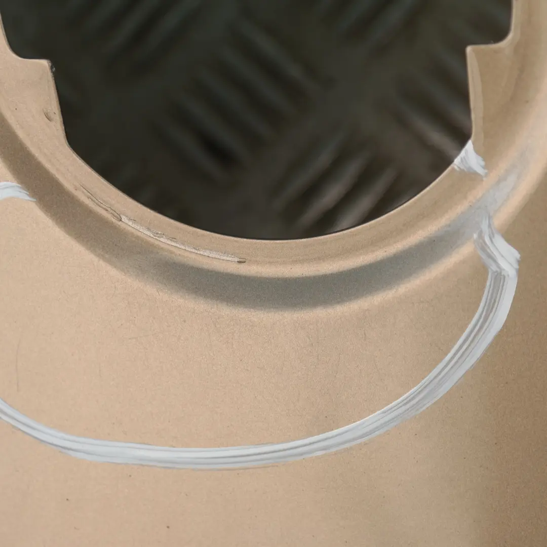 Klapa tylna tył Sonora A23 do BMW E81 E87 o numerze 41627133898 BMW E81 E87 Klapa tylna tył Sonora A23 - SKU 7133898-SON2 - Numer Części 41627133898