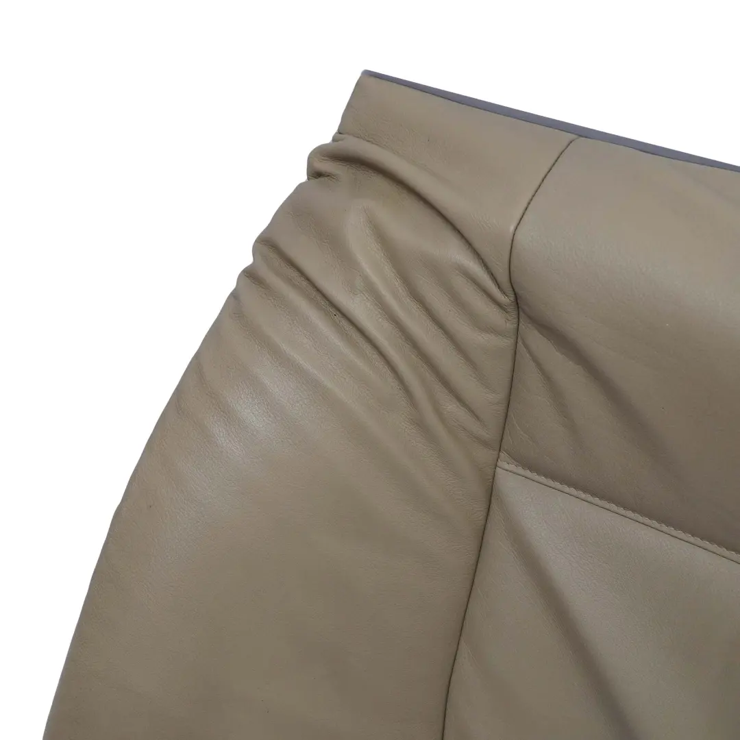 Reihe E46 Limousine Rücksitz Lehne Bezug Leder Montana Hellbeige Beige für BMW 3 mit Teilenummer 8225910 BMW 3 Reihe E46 Limousine Rücksitz Lehne Bezug Leder Montana Hellbeige Beige - SKU 8225910 - Teilenummer 8225910